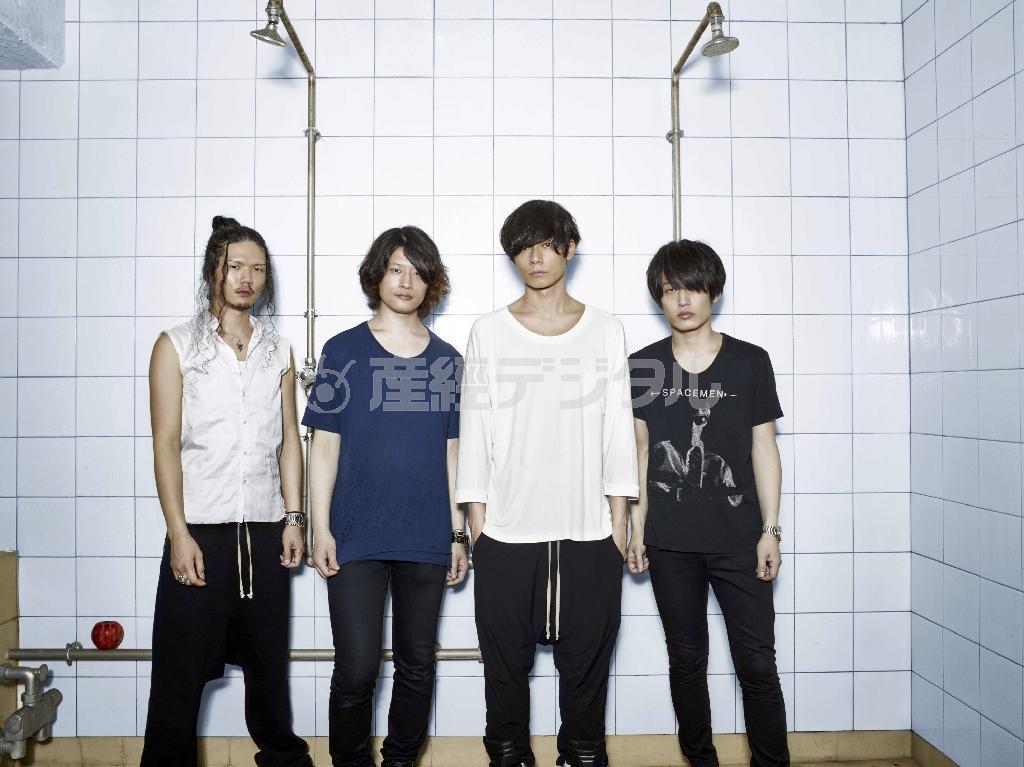 ４人組バンド、アレキサンドロス＝２０１１年５月１２日（提供写真）