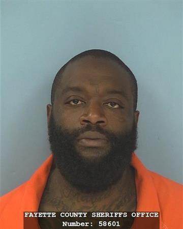 ラップ歌手のリック・ロス容疑者＝２０１５年６月２４日、米ジョージア州ファイエット郡（ＡＰ）