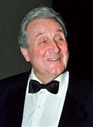 英俳優、パトリック・マクニー氏＝２０１５年６月２５日、米カリフォルニア州ビバリーヒルズ（ロイター）