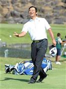 プレーオフで優勝した武藤俊憲＝２０１５年６月２８日、山梨県北杜市のヴィンテージＧＣ（高橋朋彦撮影）