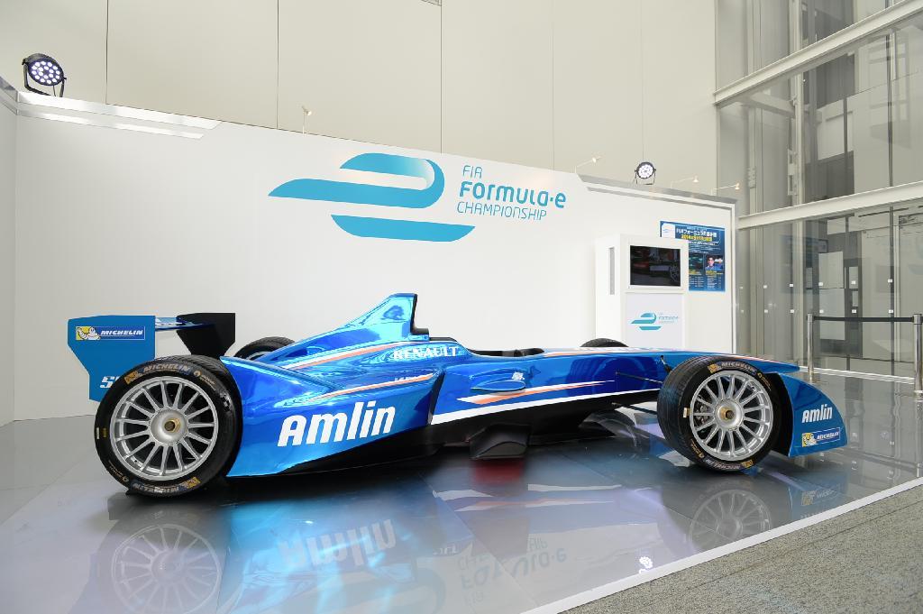 「フォーミュラＥ」アムリン・アグリチームの車体