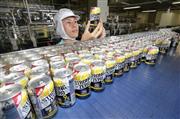 サントリースピリッツは低アルコール飲料「－１９６℃ストロングゼロ」の７～９月の生産を１５％増やす（写真は栃木県栃木市の梓の森工場）
