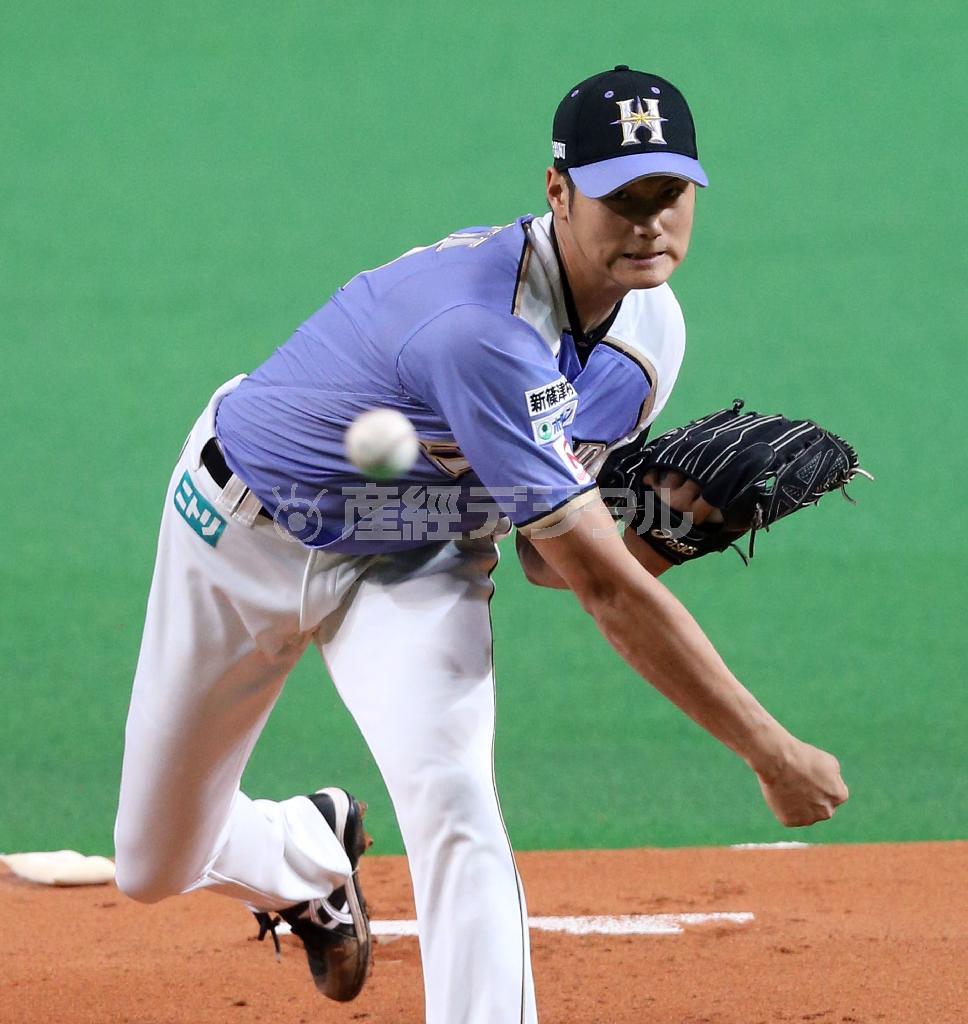 １０勝はお預けとなった日本ハムの大谷翔平投手＝２０１５年７月２日、北海道札幌市豊平区・札幌ドーム（高橋茂夫撮影）