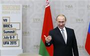 新興５カ国によるＢＲＩＣｓ首脳会議に臨むウラジーミル・プーチン露大統領。訪日を実現し、Ｇ８（主要８カ国）への復帰を狙っているようにもみえる＝２０１５年７月９日、ロシア連邦・バシコルトスタン共和国ウファ（ロイター）