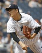 アスレチックス戦で好投し、５勝目を挙げたヤンキースの田中将大（まさひろ）＝２０１５年７月９日、米ニューヨーク（共同）