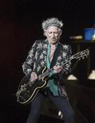 英ロックバンド「ローリング・ストーンズ」のギタリスト、キース・リチャーズさん＝２０１５年７月８日、米ミシガン州デトロイト（ＡＰ）
