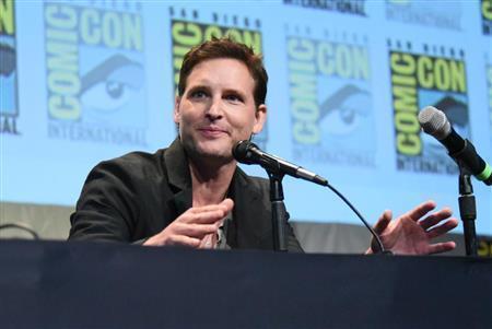 米俳優、ピーター・ファシネリさん＝２０１５年７月１１日、米カリフォルニア州サンディエゴ（ＡＰ）
