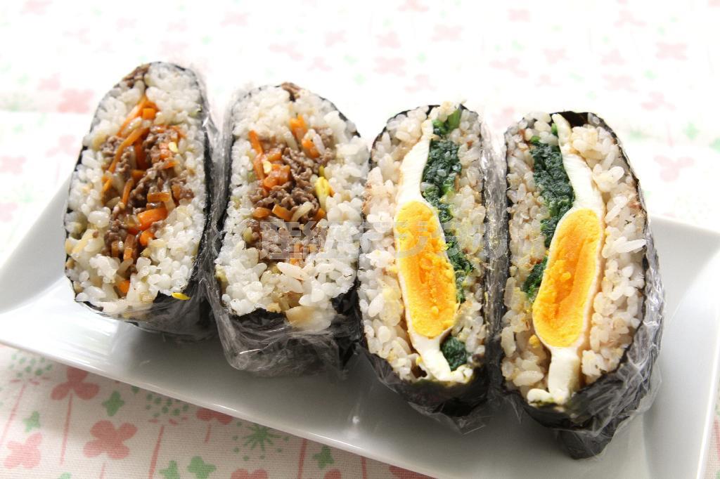 おにぎらず。７３８ｋｃａｌ、塩分４．６グラム（１人分）