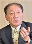 インタビューに応じるキリンビールの布施孝之社長＝１６日、東京都中野区