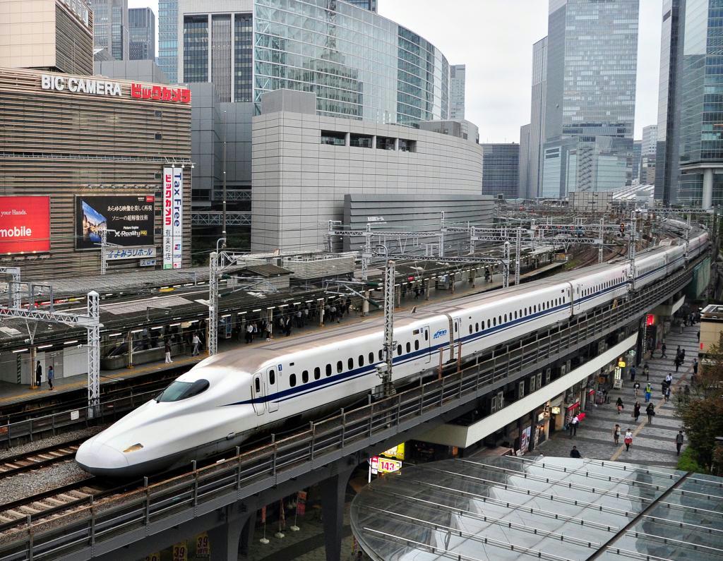 死亡事故ゼロを誇る日本の新幹線