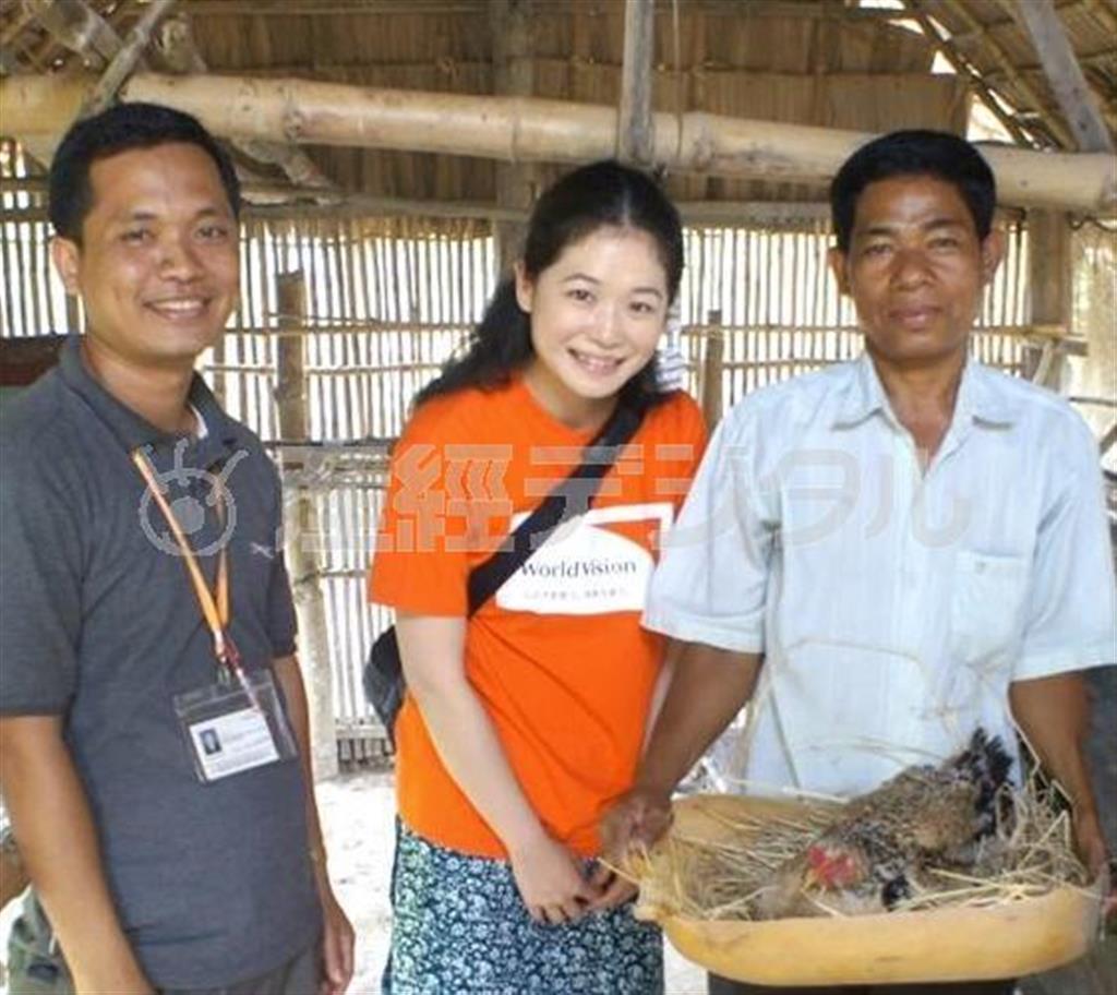 ワールド・ビジョン・ジャパンの松本謡子（ようこ）さん（中央、ワールド・ビジョン・ジャパン撮影）