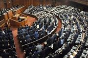 与党などの賛成多数で安全保障関連法案を可決した衆院本会議＝１６日