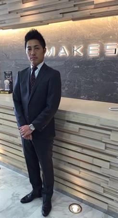 「Ｇｅｎｅ＆ｃｏ．（ジン＆カンパニー）」の顧客で、広瀬聖夜（せいや）さんに大きな影響を与えたという男松祐次さん＝２０１５（平成２７）年（大東文化大学、小指眞佳撮影）