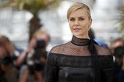 米女優、シャーリーズ・セロンさん＝２０１５年５月１４日、フランス・カンヌ（ロイター）