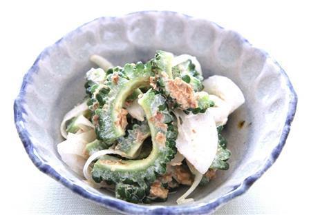 ゴーヤのサラダ。※６８ｋｃａｌ、塩分０．７グラム（１人分）