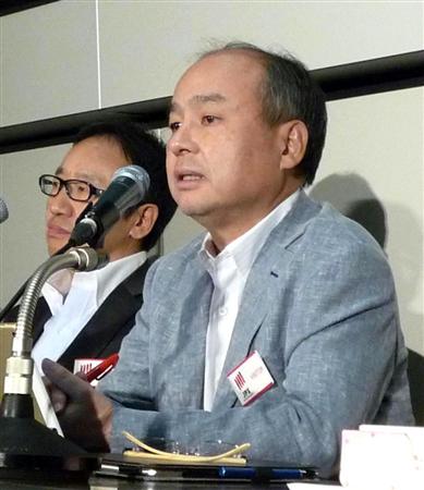 決算を発表するソフトバンクグループの孫正義社長＝６日午後、東京都中央区の東京証券取引所