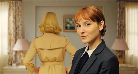 【メディアトリガーｐｌｕｓ（試聴無料）】映画「彼は秘密の女ともだち」（フランソワ・オゾン監督）。８月８日公開（キノフィルムズ提供）。（Ｃ）２０１４＿ＭＡＮＤＡＲＩＮ＿ＣＩＮＥＭＡ－ＭＡＲＳ＿ＦＩＬＭ－ＦＲＡＮＣＥ＿２＿ＣＩＮＥＭＡ－ＦＯＺ