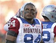 米プロフットボールリーグ（ＮＦＬ）のマイケル・サム選手＝２０１４年８月７日、カナダ・首都オタワ（ＡＰ）