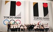 ２０２０東京五輪の公式エンブレムが発表されて１カ月。“盗用疑惑”広がりをみせ、収束の見通しは立たない＝２０１５年７月２４日、東京都新宿区（古厩正樹撮影）