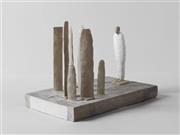 「飛葉と振動」（２００３年、木、布、ジェッソ、ＷＡＫＡＢＡＹＡＳＨＩ＿ＳＴＵＤＩＯ蔵）＝２００９年９月１８日（山本糾さん撮影、提供写真）