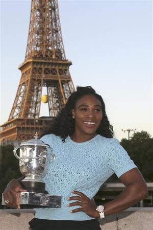 女子テニスの世界ランク１位、米国のセリーナ・ウィリアムズ選手＝２０１５年６月６日、フランス・首都パリ（ＡＰ）