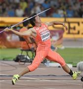 女子やり投げ予選海老原有希（ゆき）の１投目＝２０１５年８月２８日、中国・首都北京市の国家体育場（共同）