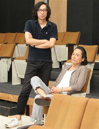 舞台は取り壊しの決まった北国の寂れた映画館で展開される。三上博史さん（右）と行定勲（ゆきさだ・いさお）さん＝２０１５年、東京都新宿区（荻窪佳撮影）