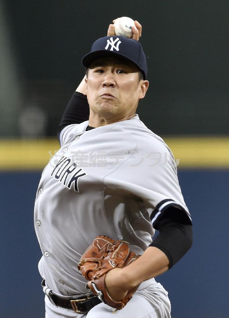 ブレーブス戦で１０勝目を挙げ、２年連続の２桁勝利をマークしたヤンキース・田中将大（まさひろ）＝２０１５年８月２８日、米ジョージア州アトランタ（共同）