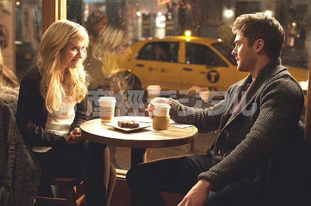 【メディアトリガーｐｌｕｓ（試聴無料）】映画「恋人まで１％」（トム・ゴーミカン監督）。９月１９日公開（アットエンタテインメント）。（Ｃ）２０１３＿ＡＷＯＤ＿Ｐｒｏｄｕｃｔｉｏｎｓ，ＬＬＣ．Ａｌｌ＿Ｒｉｇｈｔｓ＿Ｒｅｓｅｒｖｅｄ