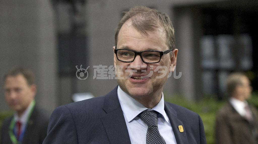 フィンランドのユハ・シピラ首相＝２０１５年６月２２日、ベルギー・首都ブリュッセル（ＡＰ）