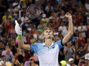 四大大会初のベスト８を決め、喜ぶケビン・アンダーソン＝２０１５年９月７日、米ニューヨーク（共同）