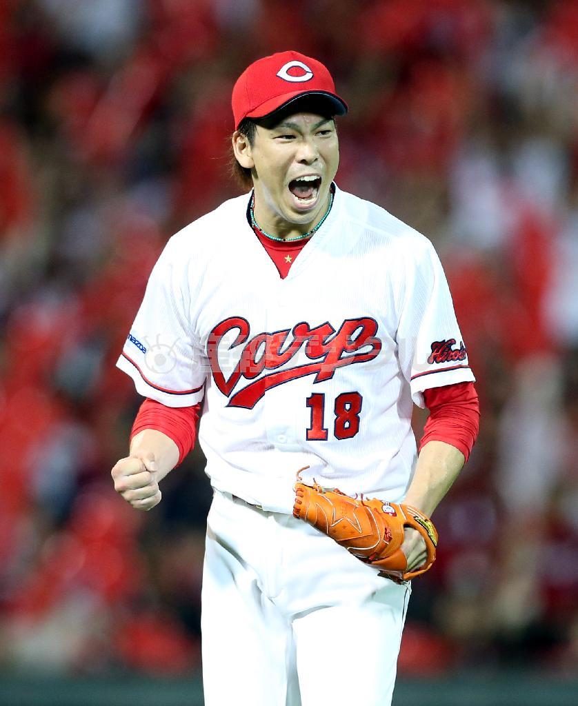 七回のピンチを切り抜け、吠える前田健太＝２０１５年９月７日、広島県広島市南区・マツダスタジアム（永田直也撮影）