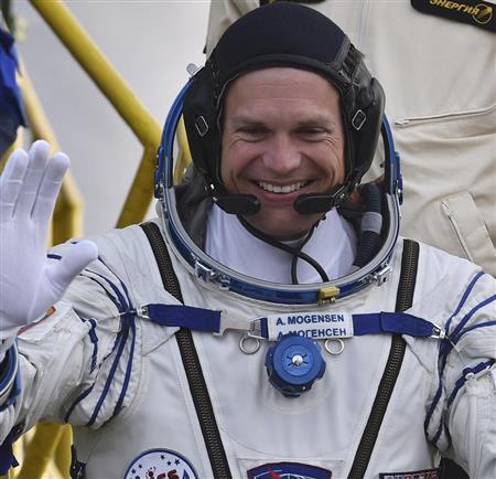 デンマークの宇宙飛行士、アンドレアス・モーゲンセン氏＝２０１５年９月２日、カザフスタン・チュラタムのバイコヌール宇宙基地（ＡＰ）