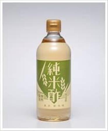 純米酢。浸し豆には上質のお酢を使いたいもの（横井醸造工業提供）