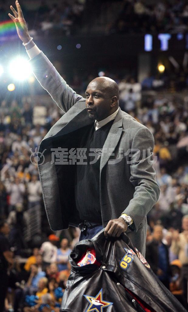 米プロバスケットボール協会（ＮＢＡ）の元スター選手、モーゼス・マローン氏＝２００６年４月２９日、米コロラド州デンバー（ＡＰ）