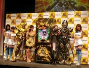 発表会では牙狼とクロウのバトルアクションも披露した