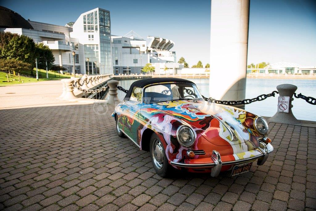 高級スポーツカー、１９６５年製の「ポルシェ３５６Ｃ＿１６００カブリオレ」＝２０１５年９月１５日、米オハイオ州クリーブランド（ロイター）
