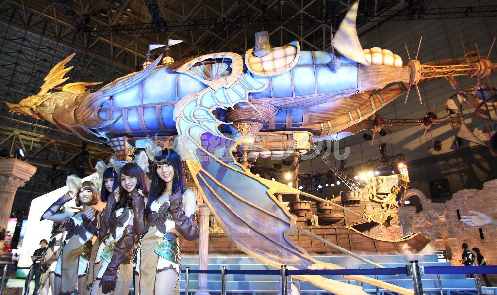 「Ｃｙｇａｍｅｓ」社の展示ブース＝２０１５年９月１７日、千葉県千葉市美浜区の幕張メッセ（荻窪佳撮影）