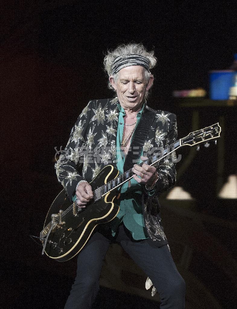 英ロックバンド「ローリング・ストーンズ」のギタリスト、キース・リチャーズさん＝２０１５年７月８日、米ミシガン州デトロイト（ＡＰ）