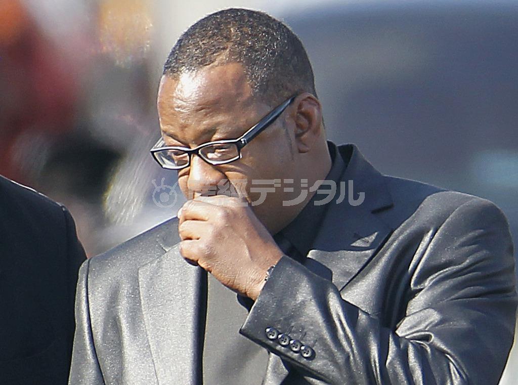 米人気Ｒ＆Ｂ歌手でダンサーのボビー・ブラウンさん＝２０１２年２月１８日、米ニュージャージー州ニューアーク（ロイター）