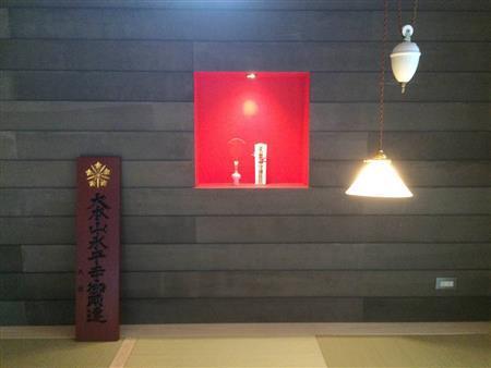 近江手造り和ろうそく「大輿」（提供写真）