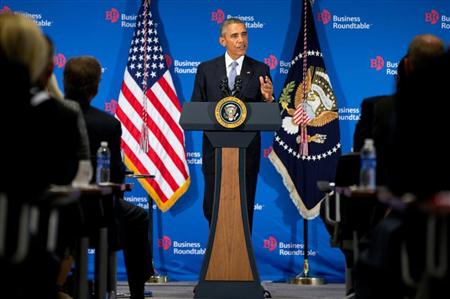 企業関係者を前に講演するオバマ米大統領。ＴＰＰ交渉について前向きな見通しを強調した＝１６日、ワシントン（ＡＰ）