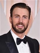 米俳優のクリス・エバンスさん＝２０１５年２月２２日、米カリフォルニア州ロサンゼルス（ＡＰ）