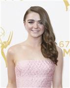 英女優、メイジー・ウィリアムズさん＝２０１５年９月２０日、米カリフォルニア州ロサンゼルス（ＡＰ）