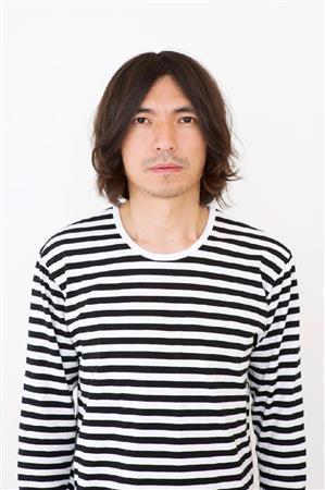 Ｊ－ＷＡＶＥ土曜夜１０時の新番組「ＯＴＨＥＲＳ」のナビゲーター、ふかわりょうさん（提供写真）