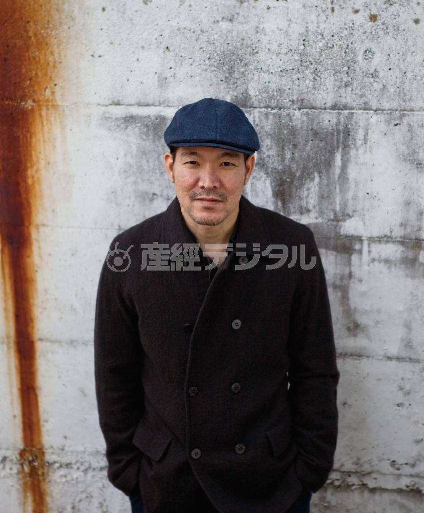 常に挑戦を繰り返してきた大島保克（やすかつ）は、原点に返って民謡集を発表（提供写真）