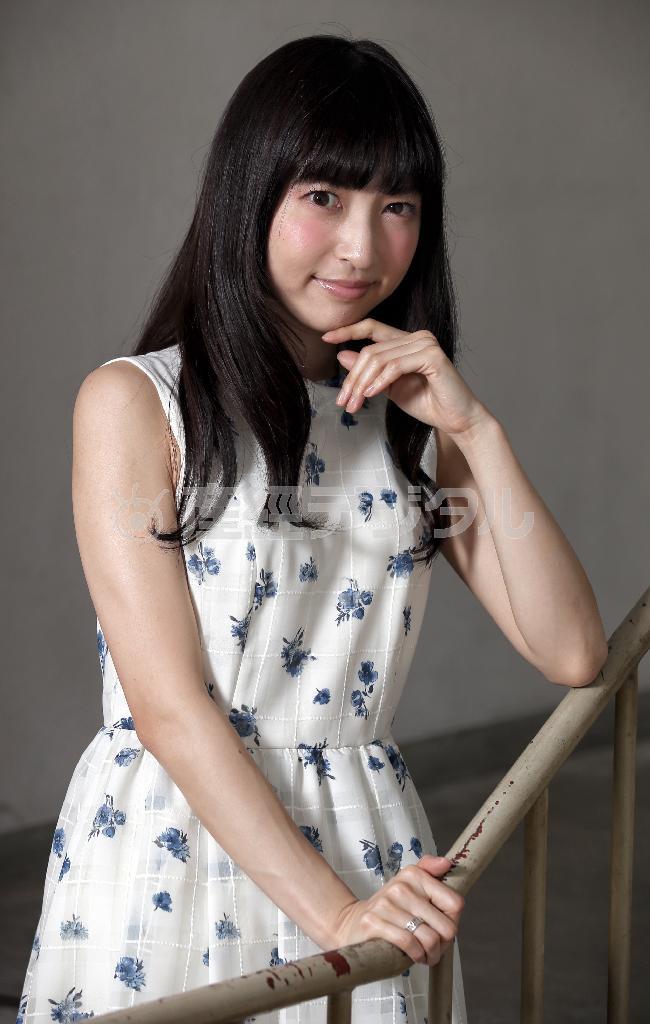 「毎日、内かしら文章を読み、発声の練習を心がけています」と語る、女優の神田沙也加（さやか）さん＝２０１５年８月５日、東京都中央区（早坂洋祐撮影）