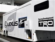 レクサスチームのトランスポーター