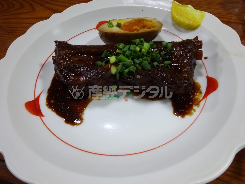 都城の郷土料理「ナンコツ」。豚の軟骨を特性の味噌だれで煮込んだ一品＝２０１５年１０月７日、宮崎県都城市（竹中岳彦撮影）