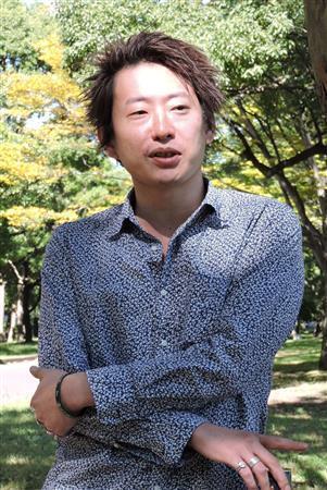 今後、取り上げたいテーマは「酒」と「人工知能」という谷賢一さん＝２０１５年１０月７日（藤沢志穂子撮影）